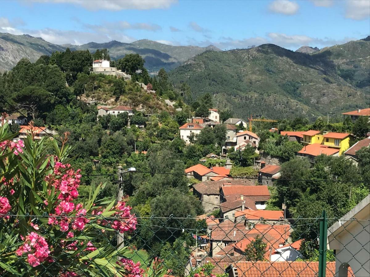 Casa Da Lage - Lareiras - Lenha - Vistas - Geres Villa Luaran gambar